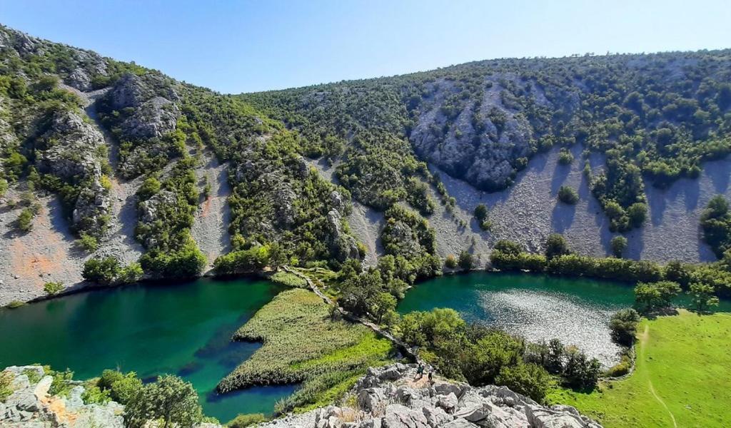 营地 Kamp Kanjon Krupa Golubic (Zadar)